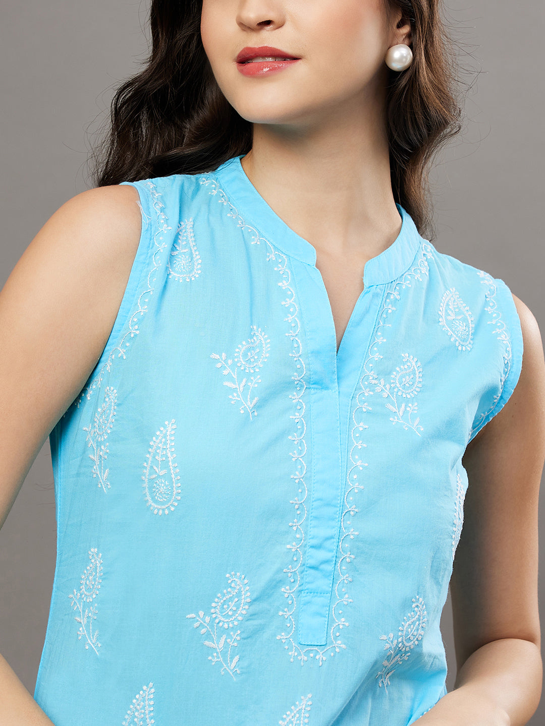 Blue cotton sleeveless  high collar kurta with chikanakri