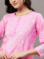 Load image into Gallery viewer, Pink cotton round neck chikankari kurta - Rakhi Apparels
