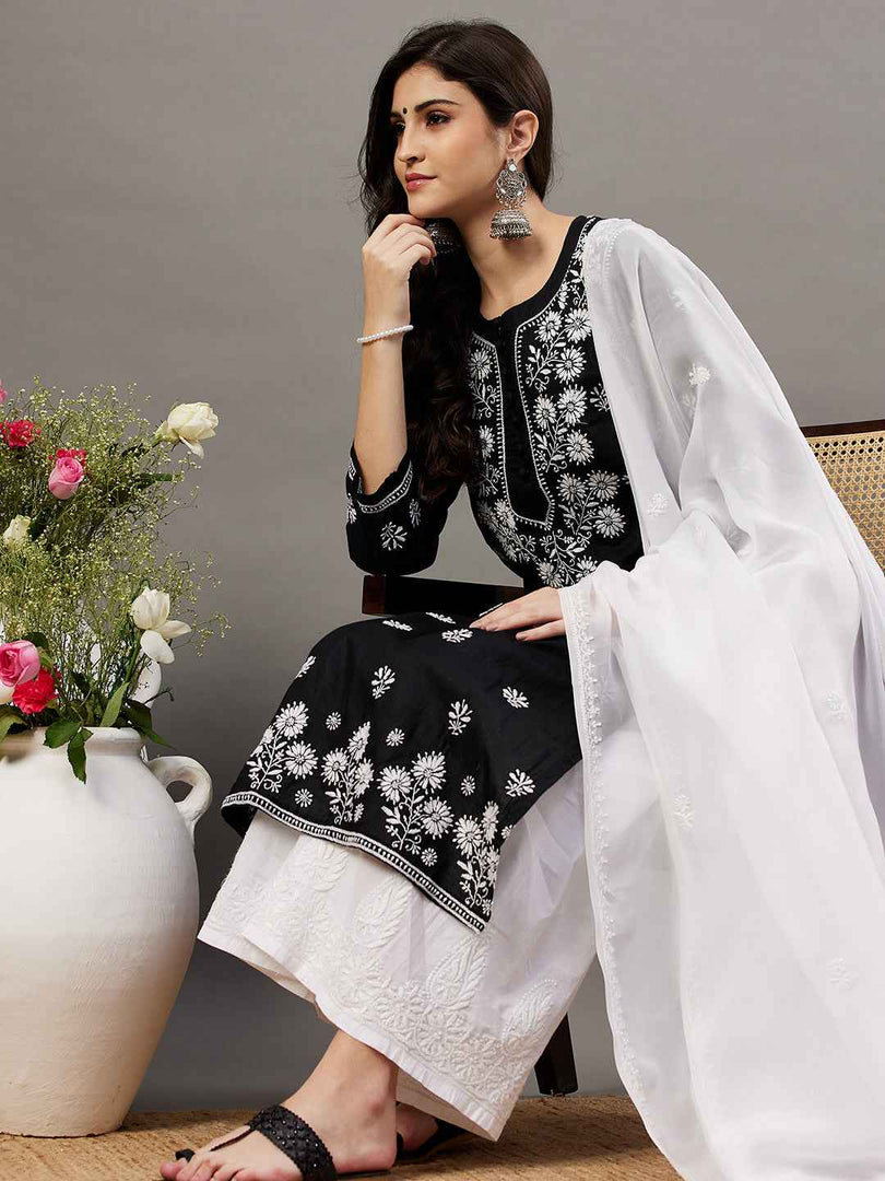 Black cotton kurta with chikankari