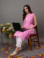Load image into Gallery viewer, rose pink cotton sleeveless kurta with chiknakari and colloar slit - Rakhi Apparels
