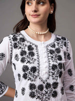Load image into Gallery viewer, White cotton chikankari kurta with pants set of 2
