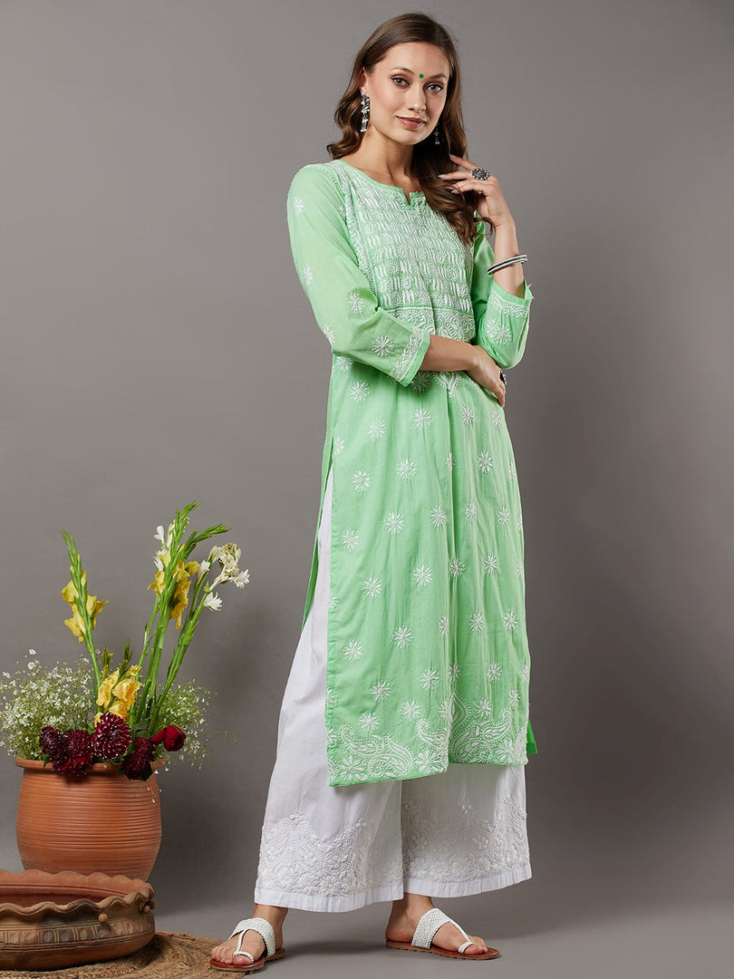 Green cotton kurta with yoke/back ties and chikankari