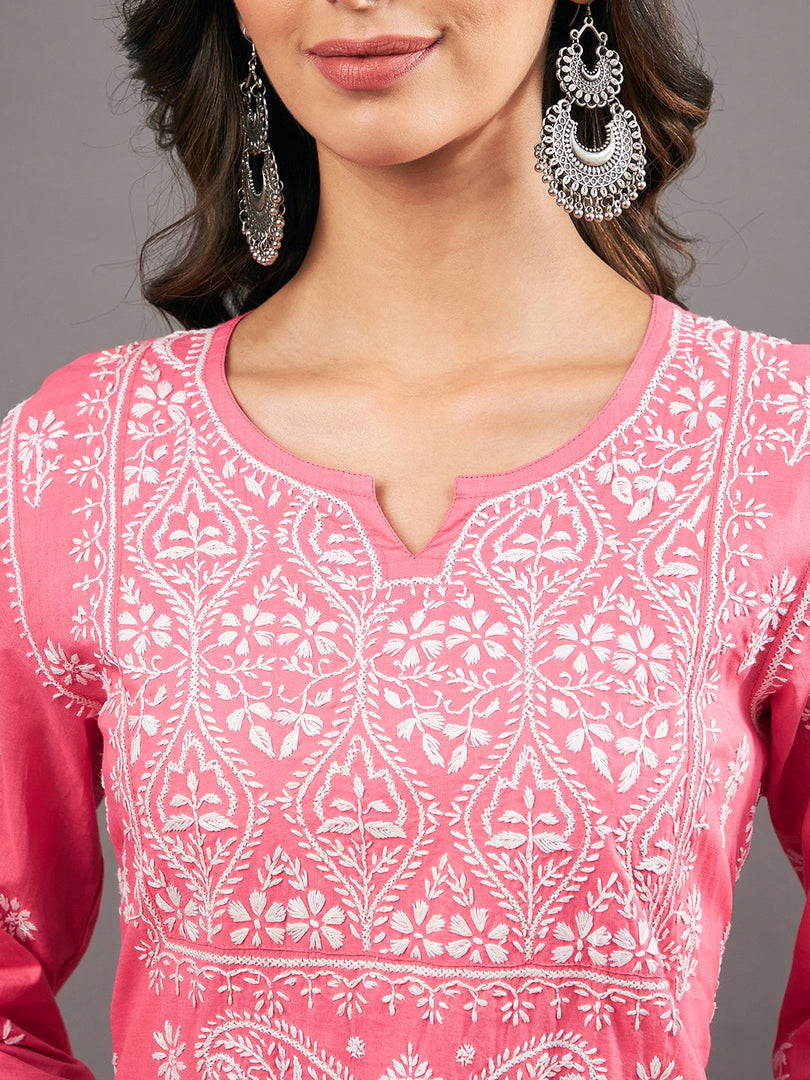 pink cotton kurta with chikankari